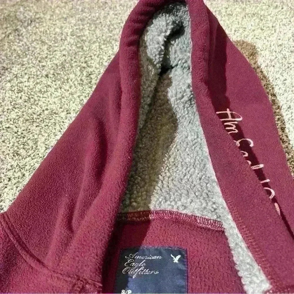 American Eagle Maroon Fleece Hooded Jacket Sherpa Lined-Small - Picture 9 of 9